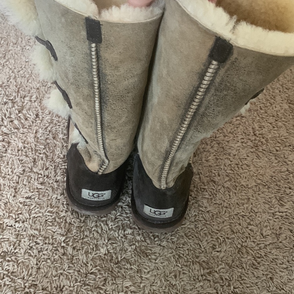 Brown Button Uggs - image 8